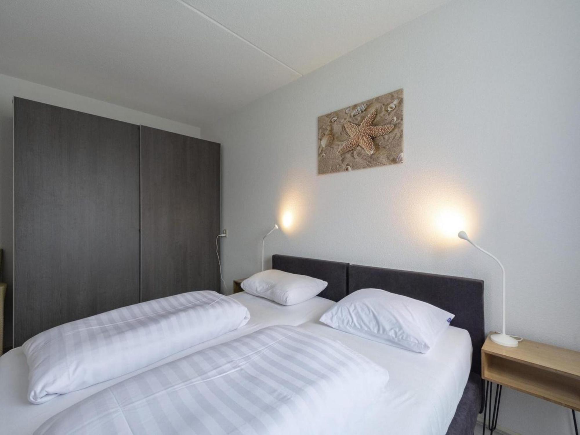 Stunning Apartment Near Sea By Belvilla Julianadorp Luaran gambar